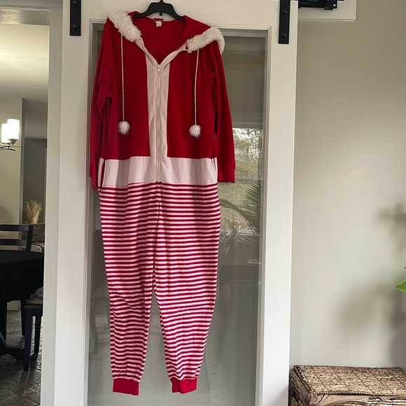 WONDERLAND Other - Fleece Christmas Onies Unisex